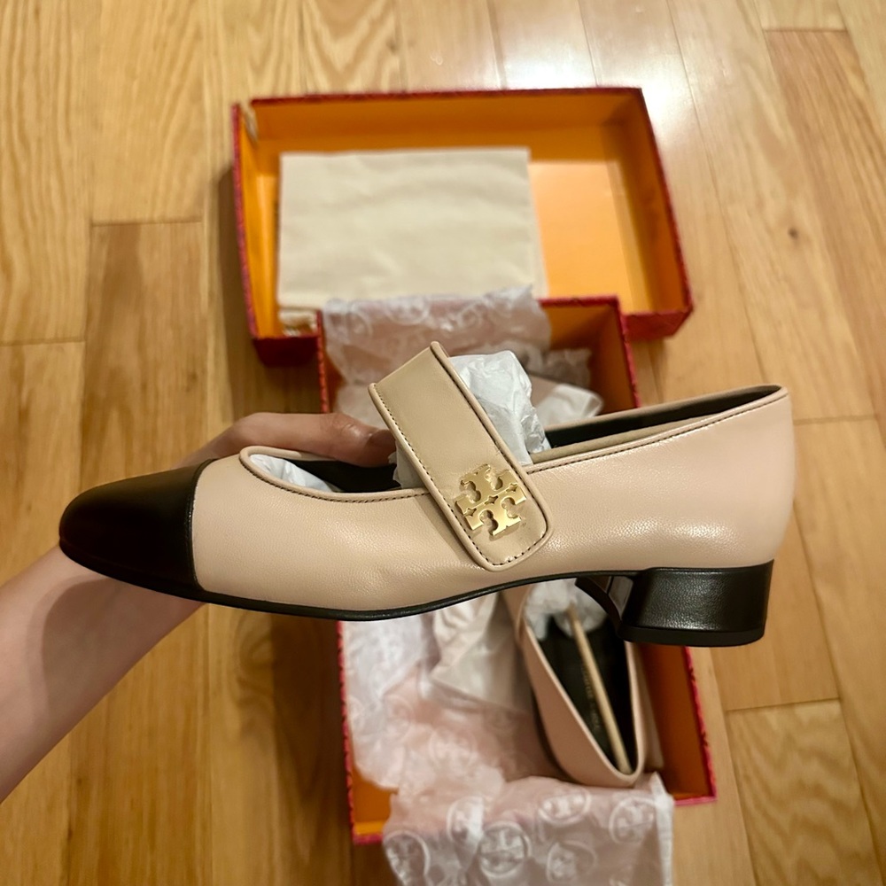 Brand New Tory Burch Black and Light Pink Flats